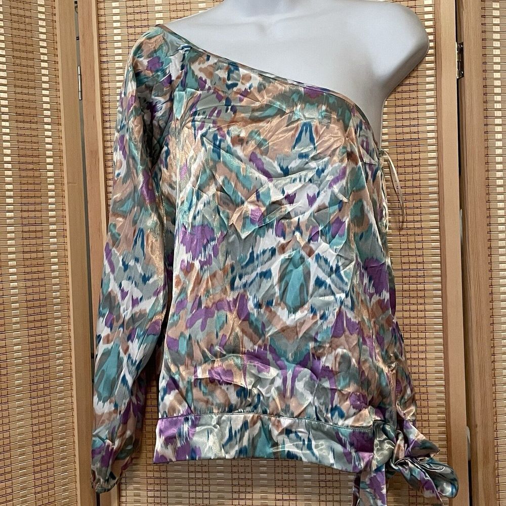 Mundo Terra One Shoulder Blouse Size Medium Vibrant Paint Strokes Long‎ Sleeve
